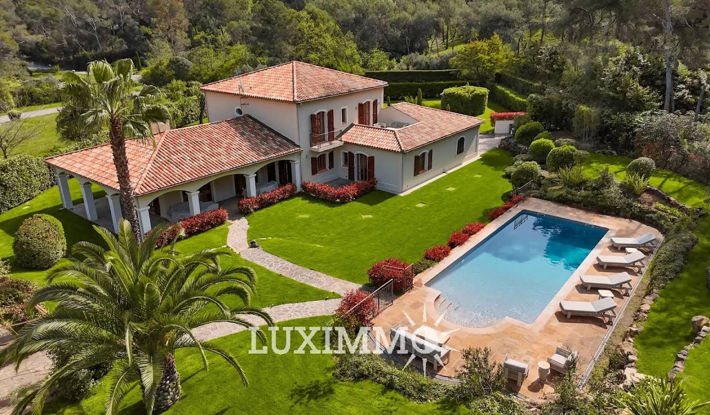 Villa with pool Mougins