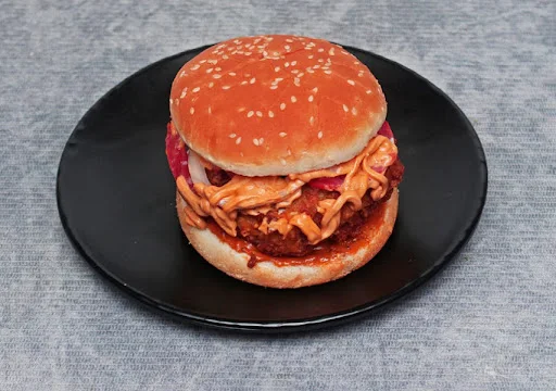 Crunchy Paneer Makhni Burger