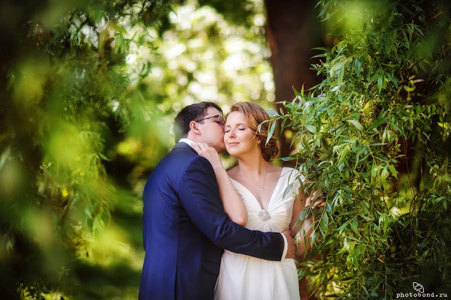 Wedding photographer Yuliya Medvedeva (photobond). Photo of 10 July 2015