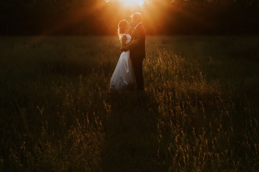 Fotografo di matrimoni David Gonzalez (estudio2dwedding). Foto del 21 febbraio 2018