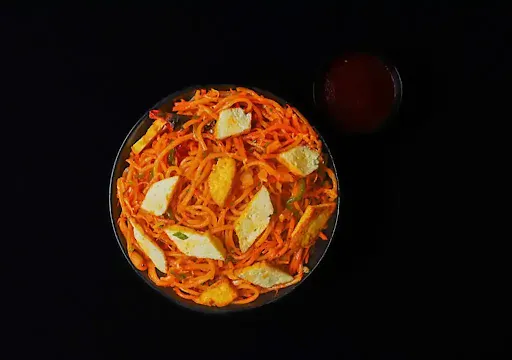 Paneer Schezwan Noodles