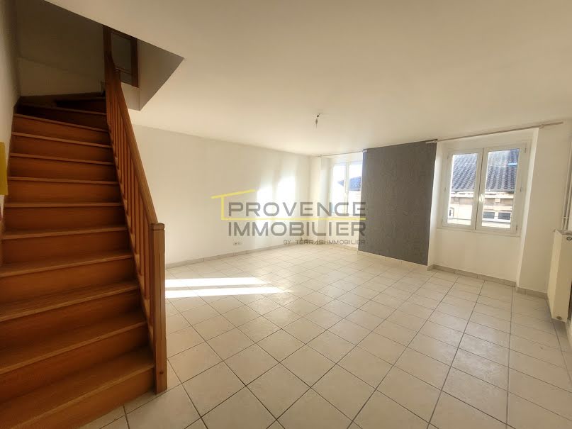 Vente appartement 4 pièces 98.78 m² à Montelimar (26200), 87 000 €