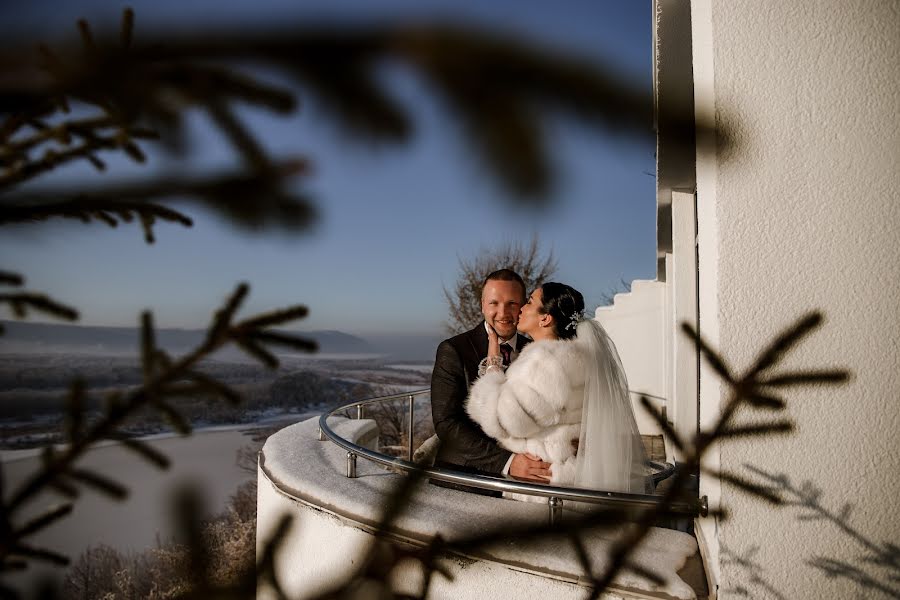 Fotógrafo de casamento Elena Topanceva (elentopantseva). Foto de 5 de janeiro 2021