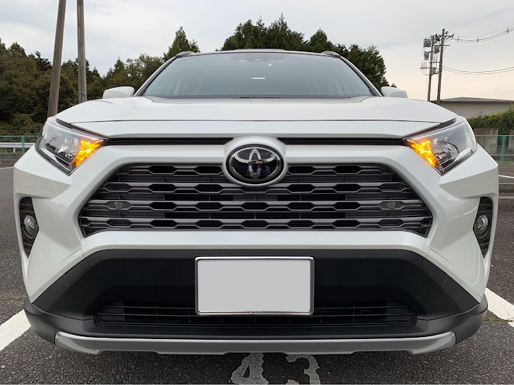 RAV4のLEDウインカー・バックランプLED化・ドラレコ取付に関するカスタム事例の投稿画像1枚目
