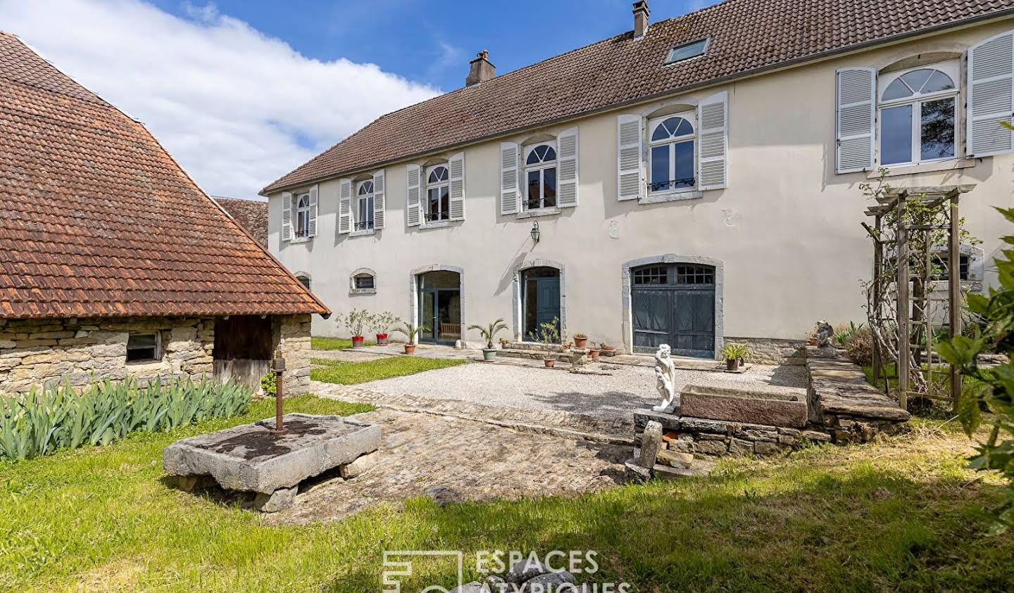 House with terrace Baume-les-Dames