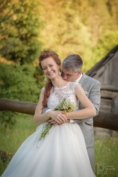 Fotografo di matrimoni Daniel Pisarčík (pisarcikdaniel). Foto del 8 aprile 2019