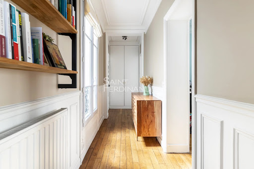 Apartment 4