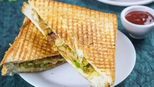 Paneer Grilled Mayo Sandwich