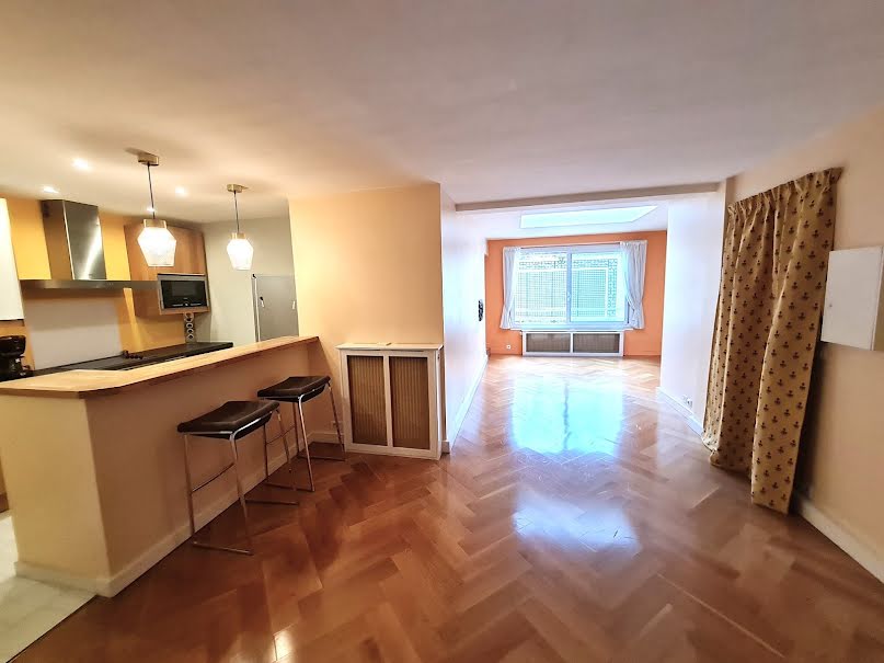 Vente appartement 3/4 pièces 77 m² à Paris 15ème (75015), 698 000 €