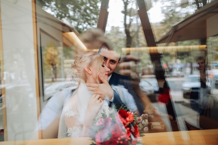 Fotógrafo de casamento Natalya Sirenko (sirenkophoto). Foto de 3 de fevereiro 2019