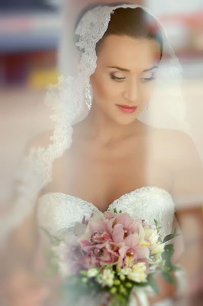 Wedding photographer Olga Andreeva (aola). Photo of 9 October 2013