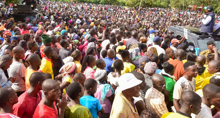 Bungoma Senator Moses Wetang'ula addressing Webuye Residents.