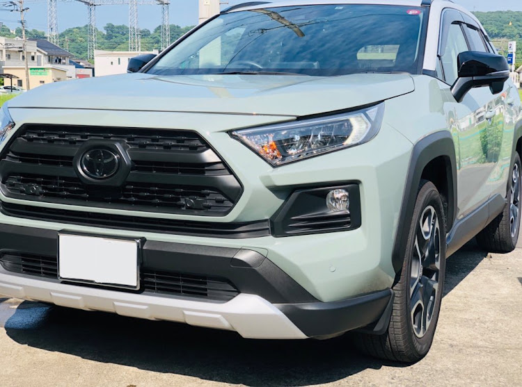 RAV4の梅雨入り・洗車・ドライブ・ルーフラックに関するカスタム事例の投稿画像1枚目