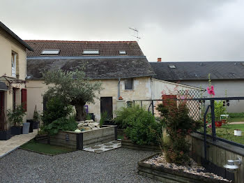 maison à Saint-Germain-du-Puy (18)