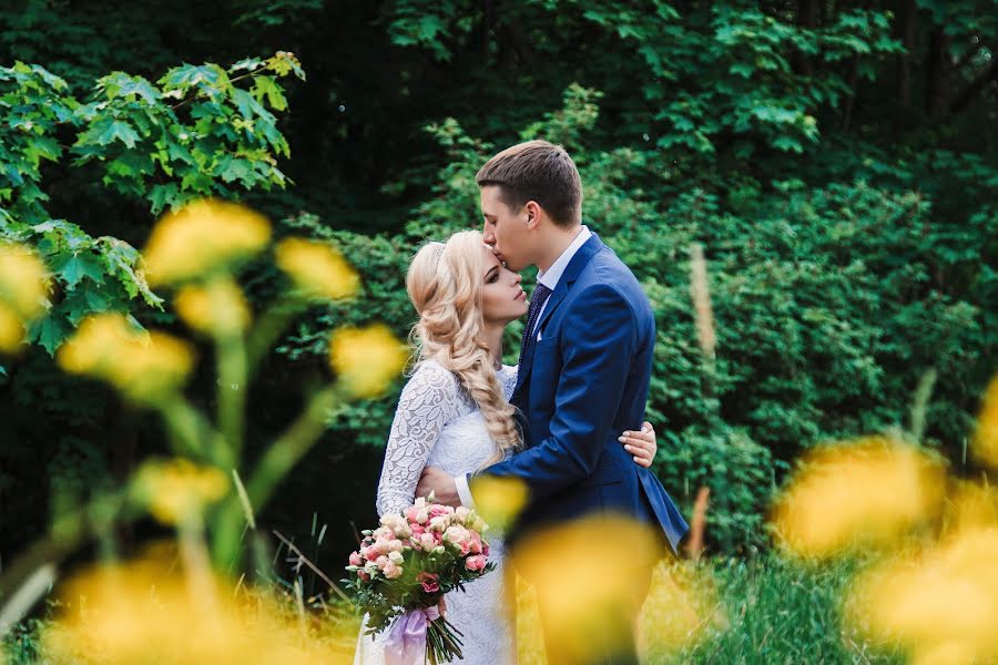 Wedding photographer Anastasiya Obolenskaya (obolenskaya). Photo of 9 July 2018