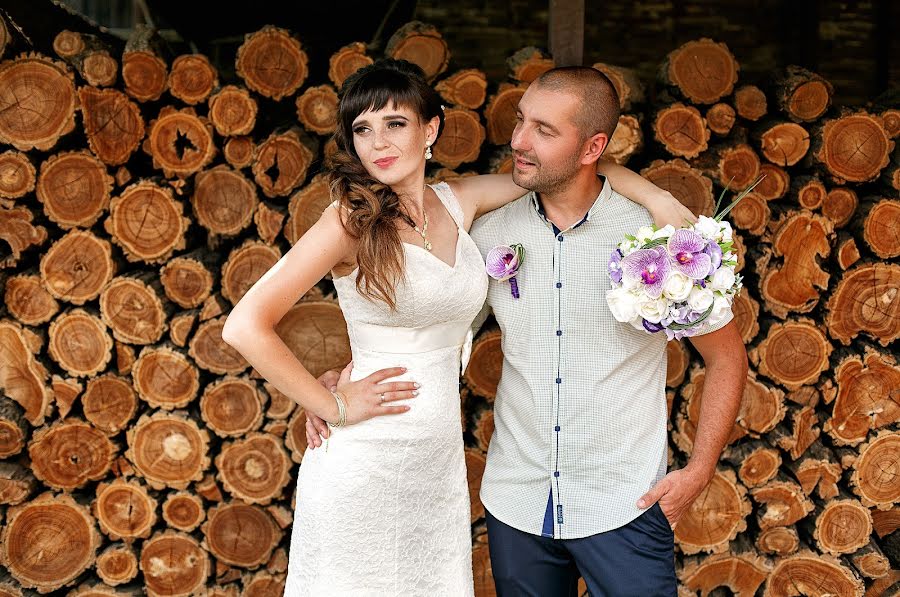 Fotografo di matrimoni Sergey Mikhnenko (sergnovo). Foto del 7 luglio 2018