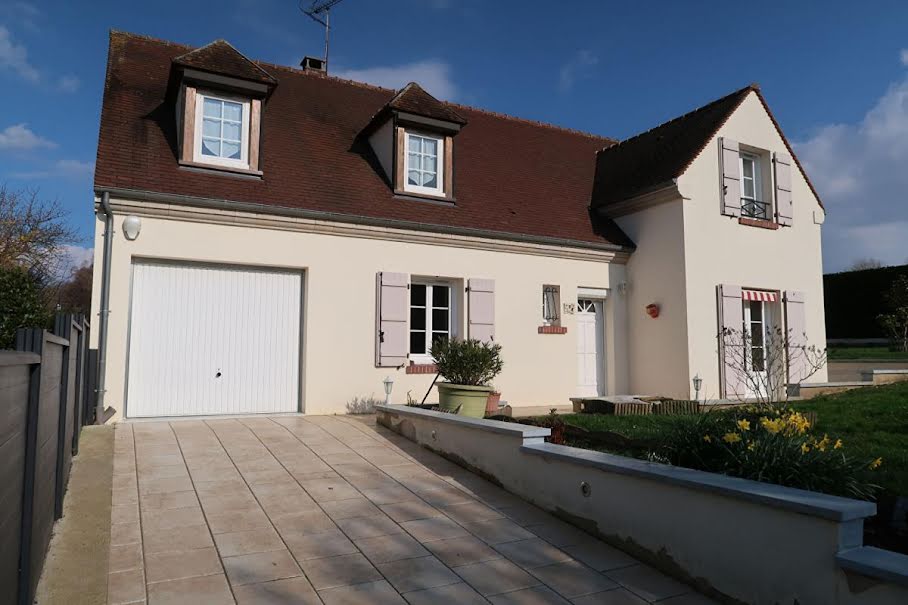 Vente maison 6 pièces 136 m² à Liancourt-Saint-Pierre (60240), 348 400 €