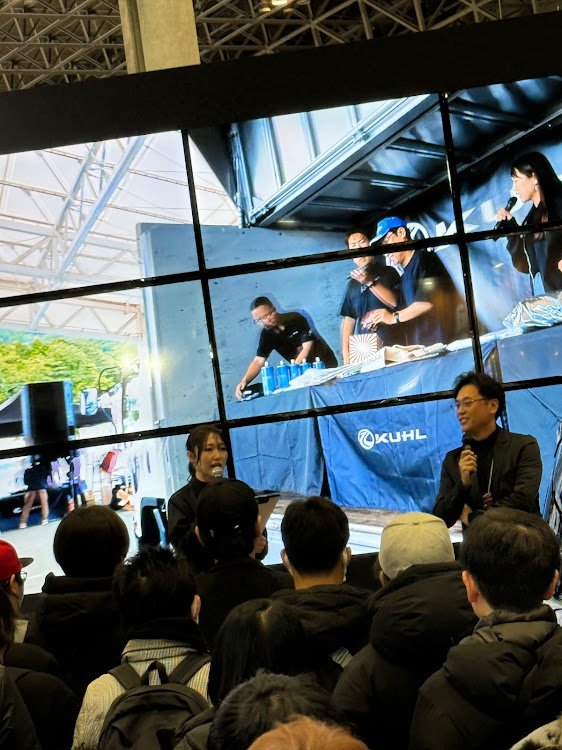 ノアの東京オートサロン2025・ホイールが欲しい・ポリッシュホイール・ゴールドホイールに関するカスタム事例の投稿画像3枚目