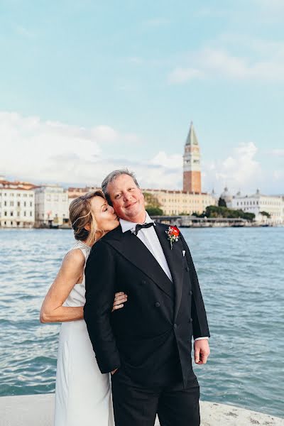 Fotografo di matrimoni Enzo Mistretta (belovedvenice). Foto del 14 marzo