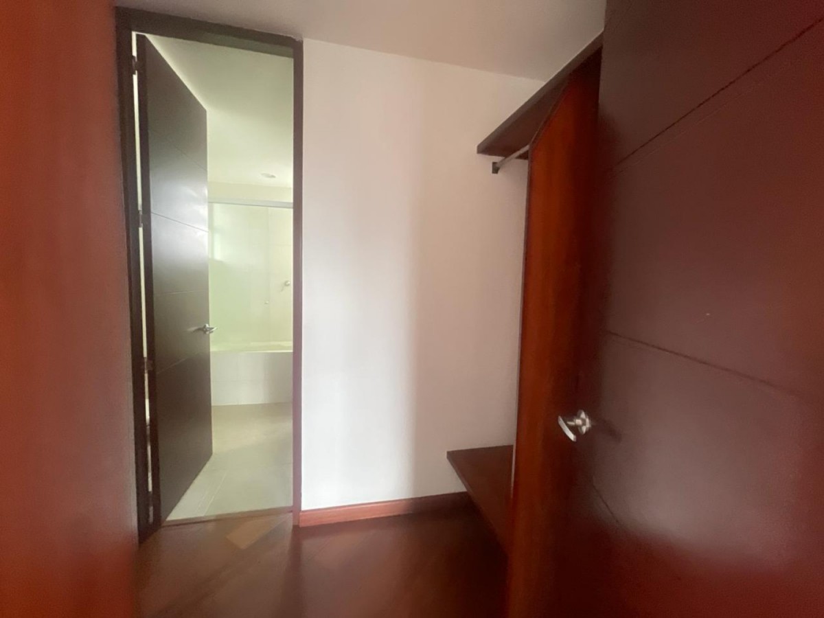 Apartamento En Arriendo - La Carolina, Bogota