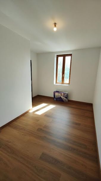 Location  appartement 1 pièce 39 m² à Aire-sur-l'Adour (40800), 435 €