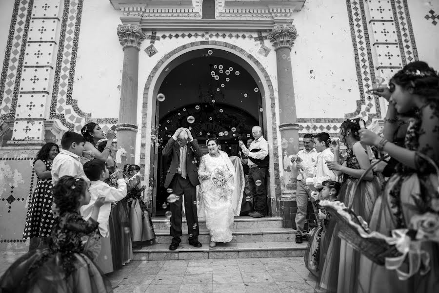 結婚式の写真家Vivi Jiménez (vivijimenez)。5月9日の写真