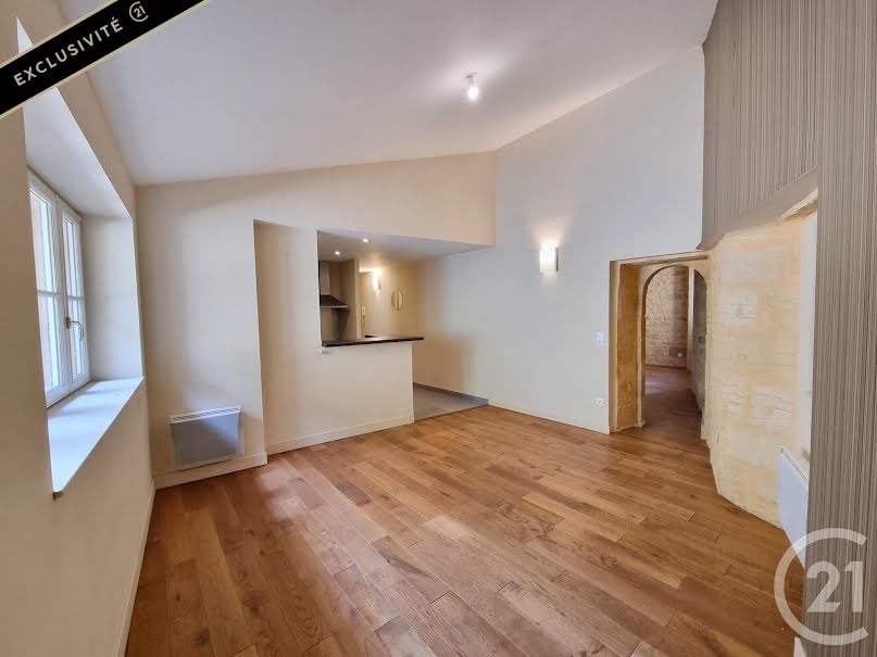 Vente appartement 2 pièces 56.39 m² à Sarlat-la-caneda (24200), 120 000 €