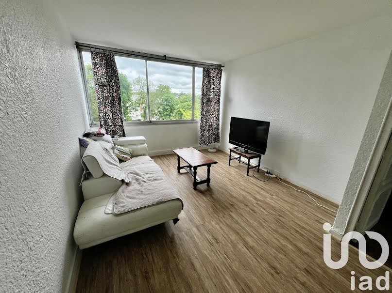 Location  appartement 5 pièces 75 m² à Boussy-Saint-Antoine (91800), 1 250 €