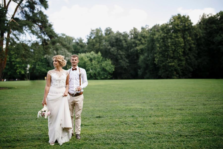 Wedding photographer Olga Baranenkova (baranenkovaolya). Photo of 18 October 2017