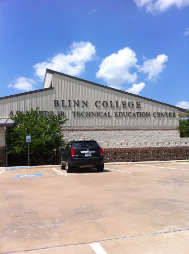 Hodde Technical Education Center of Blinn College