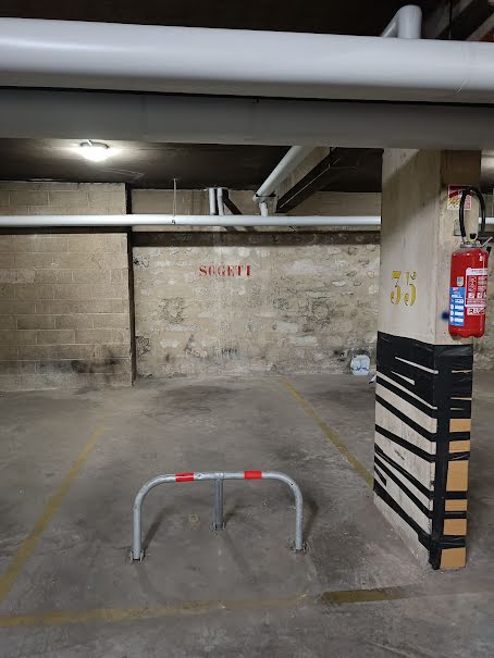 Location  parking  4 m² à Paris 15ème (75015), 95 €