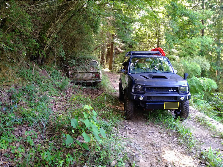 ジムニーのトランシーバー・鈴木式悪路走行車輌・てるオさん♪・アオサン♪・綾歌郡に関するカスタム事例の投稿画像8枚目