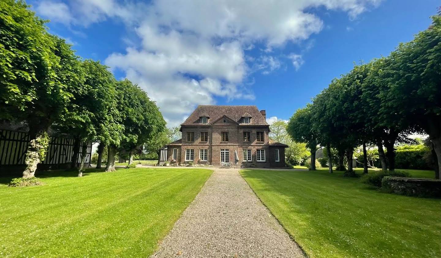 House with garden Saint-Désir