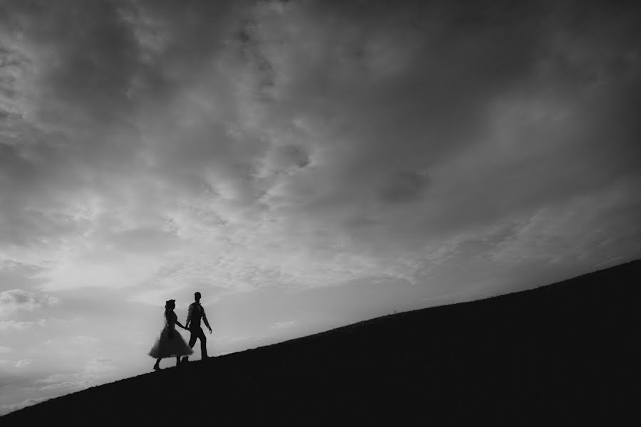 Fotógrafo de casamento Ondrej Cechvala (cechvala). Foto de 19 de junho 2018