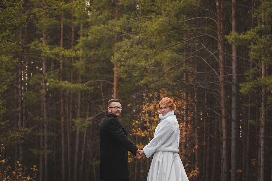 婚禮攝影師Elena Pozharova（pozharovalena）。2021 2月24日的照片
