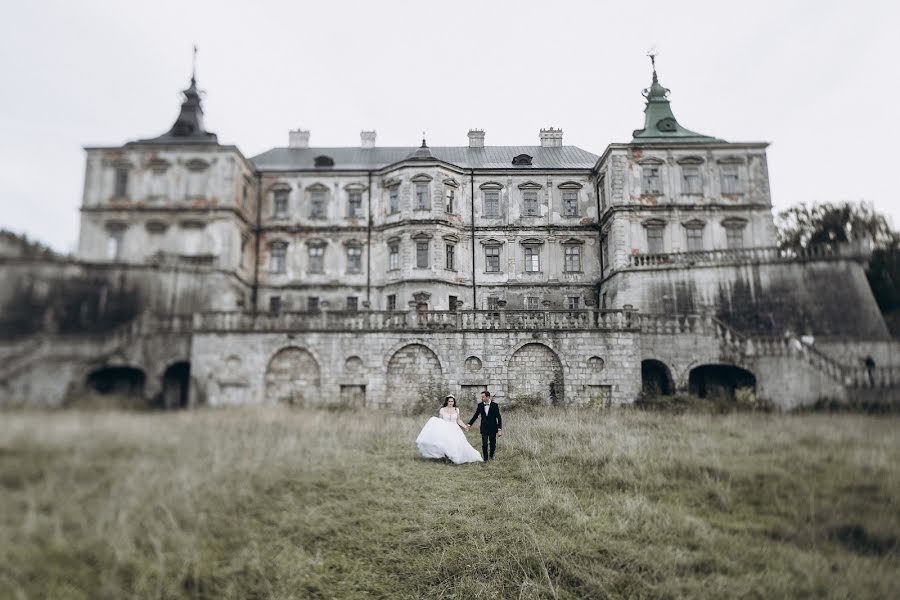 Bröllopsfotograf Svitlana Raychuk (clerstudio). Foto av 12 oktober 2017