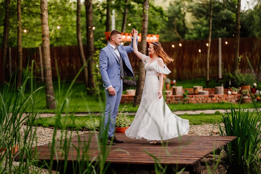 Fotógrafo de bodas Iwona Wiesław Szczurowie (alfakadr). Foto del 11 de agosto 2023