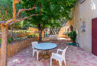 Villa with pool and terrace 5