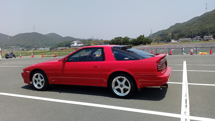 スープラのモモタロ70さんが投稿したカスタム事例の投稿画像4枚目