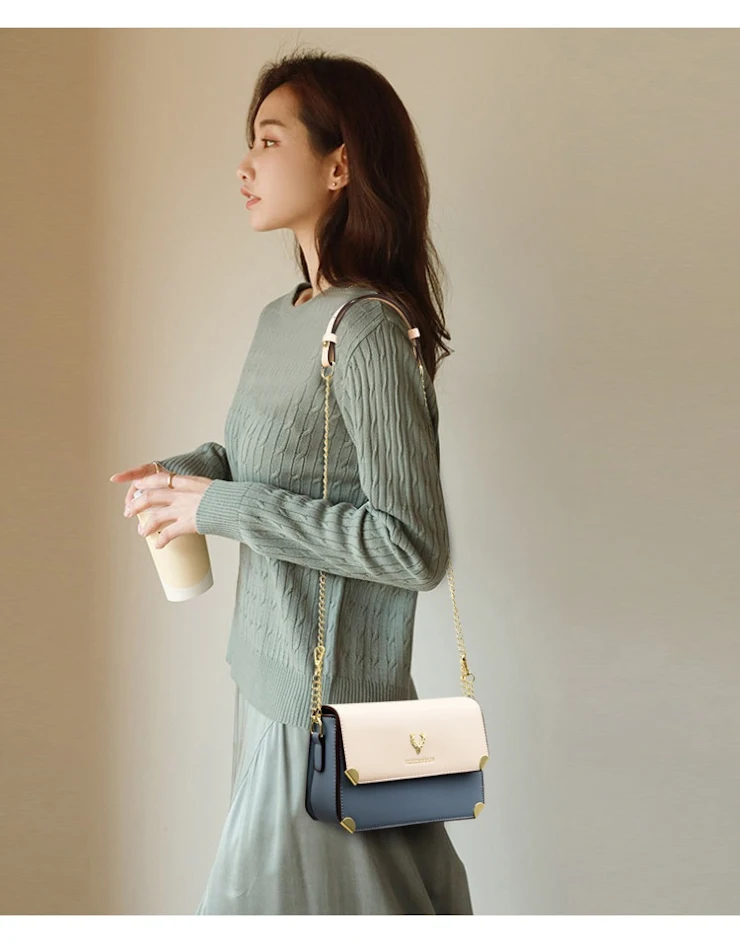 Damen Farbkontrast Hirschkopf Kette Umhängetasche Modische Crossbody Bag Stilvolle Handtasche für Alltag und besondere Anlässe