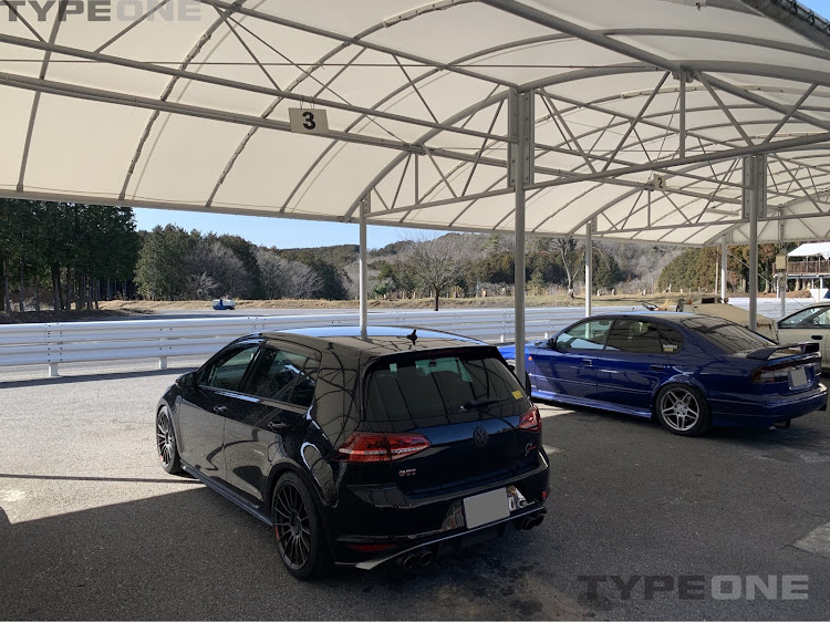 ゴルフのモーターランド三河・VW・mk7・GTI・ぼっちに関するカスタム事例の投稿画像2枚目