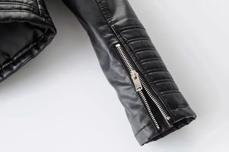 Dames leren motorjas Bescherming en stijl voor de weg Duurzaam en elegant ontwerp Ideaal voor motorrijden en dagelijks gebruik.
