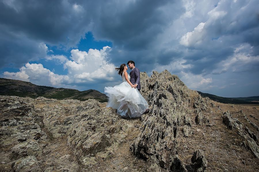 Jurufoto perkahwinan Bogdan Preda (lifethrulens). Foto pada 23 Jun 2018