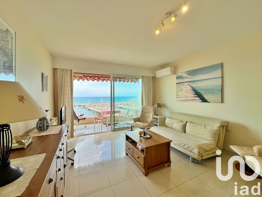 Apartment with terrace 4