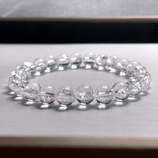 Title 2, Simple Ins Womens Single Circle White Crystal ...