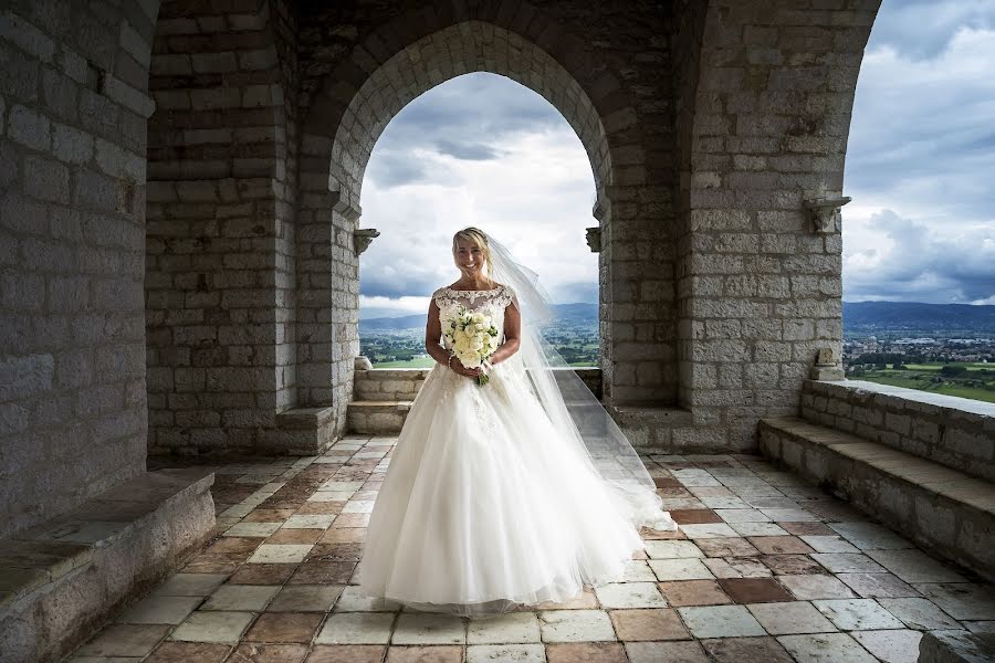 Fotografo di matrimoni Luciana Ciuffini (lucianaciuffini). Foto del 27 luglio 2020