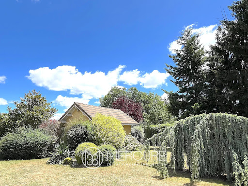Maison avec piscine et terrasse 2