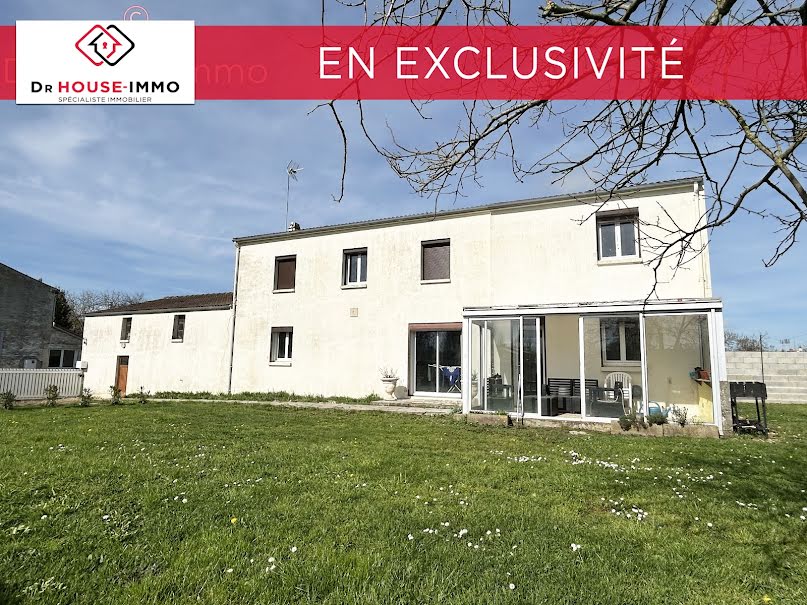 Vente maison 6 pièces 145 m² à Le Langon (85370), 193 000 €