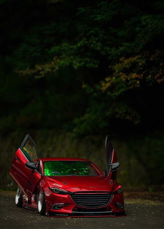 アクセラスポーツのカッコカワイイ愛車・ベストショット・ドライブに関するカスタム事例の投稿画像1枚目