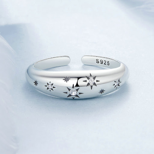 Title 2, Simple Elegant Star Ring For Men and Women Deli...